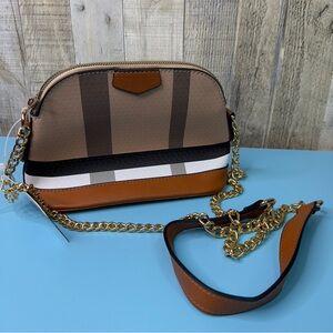 NWT PETA Approved Vegan Color Block Zippered Top Closure Crossbody 9”x6-1/2”x4”